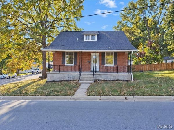 515 High Street , Washington, MO 63090