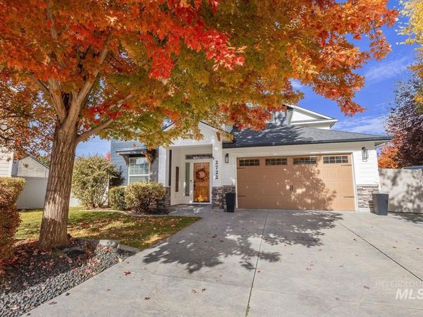 2722 E Omera Ct, Meridian, ID 83646