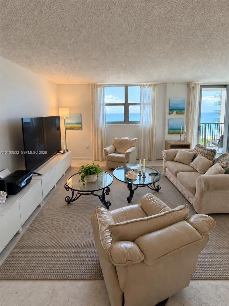 9273 Collins Ave, Unit 912, Surfside, FL 33154 Photo