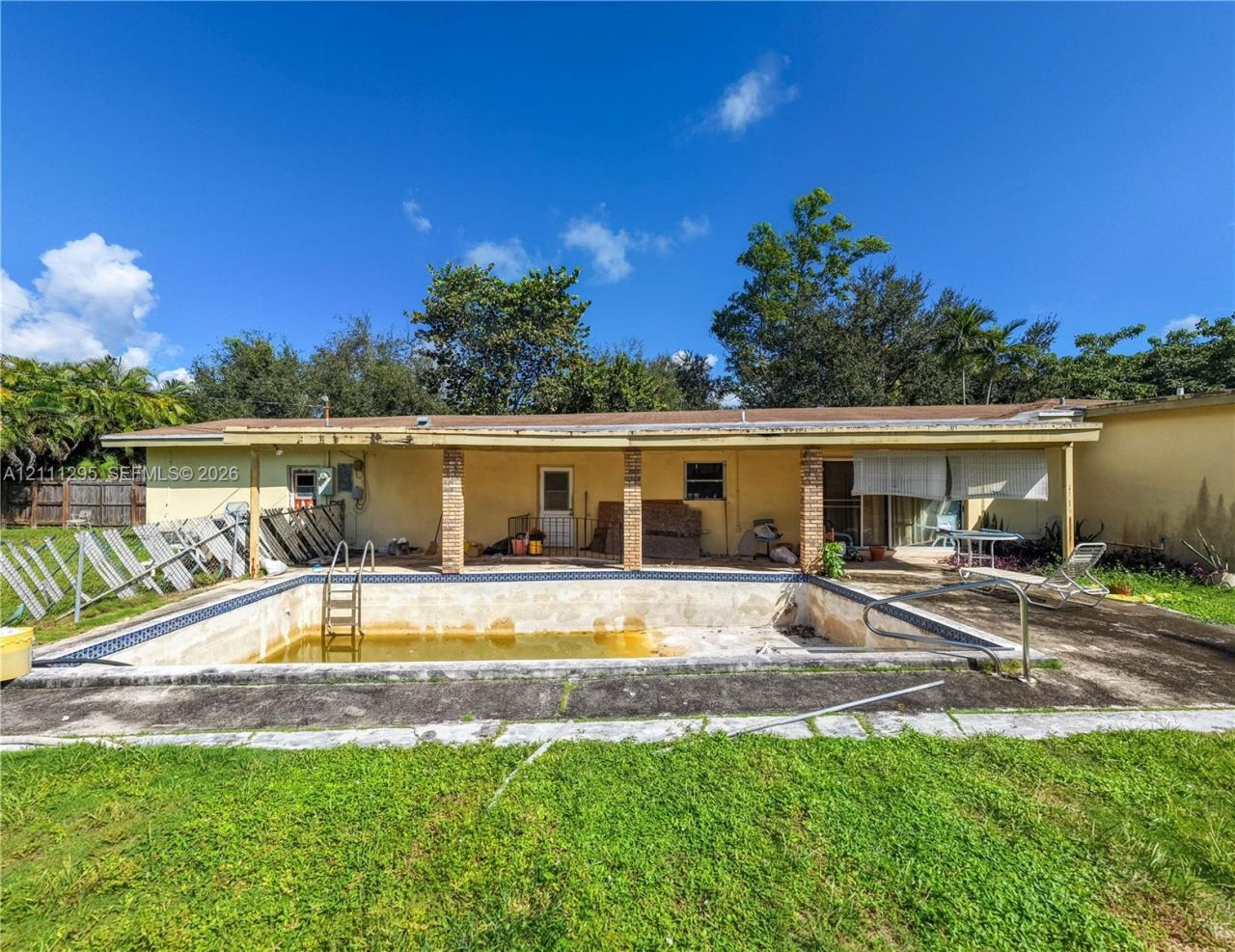 12940 SW 82nd Ct , Pinecrest, FL 33156 Photo