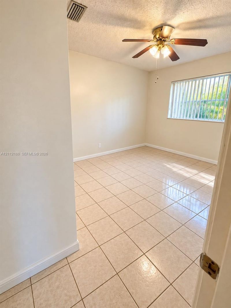 2445 SW 19th St , Miami, FL 33145 Photo