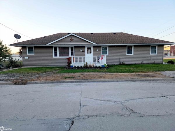 210 E Jackson, Corydon, IA 50060