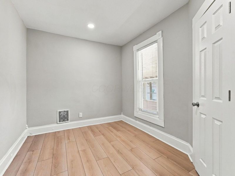 33 N Hartford Avenue, Columbus, OH 43222 Photo 38