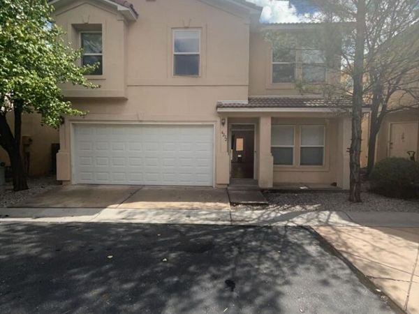 4272 Altura Vista Lane NE, Albuquerque, NM 87110