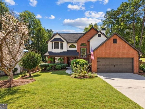 7035 Surrey Drive, Woodstock, GA 30189