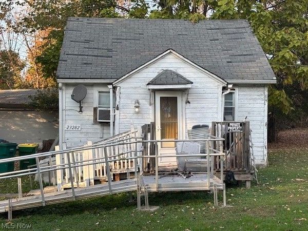23282 High Road , Bedford, OH 44146
