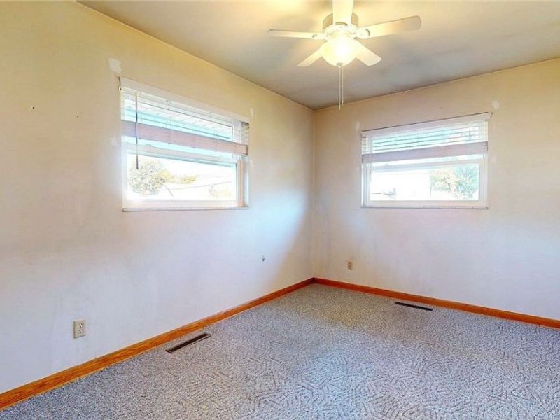 101 Matheny Avenue , Belpre, OH 45714 Photo 13
