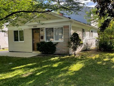 15395 Fenton , Redford Township, Mi 48239