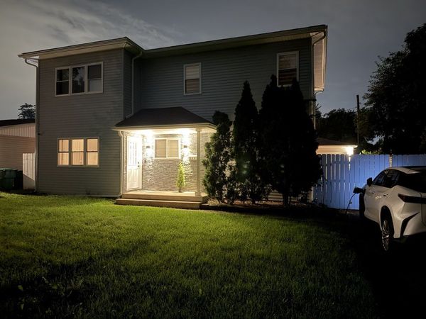 290 E Norman Lane , Wheeling, IL 60090