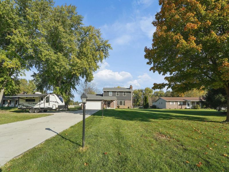 6590 Davis Road, Hilliard, OH 43026 Photo 2