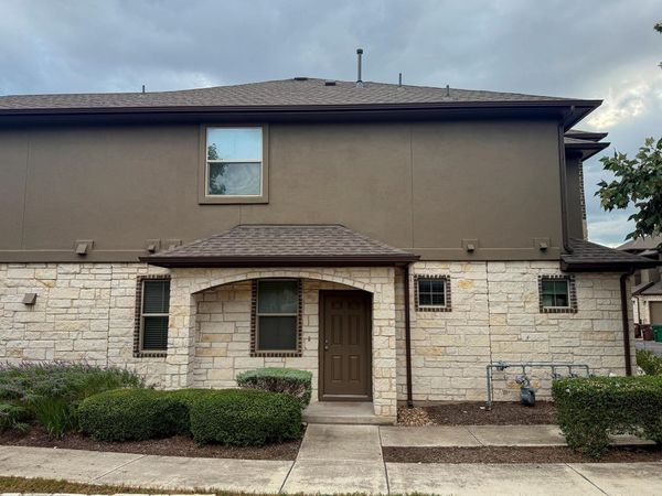 2880 Donnell DR, Unit 3301, Round Rock, TX 78664