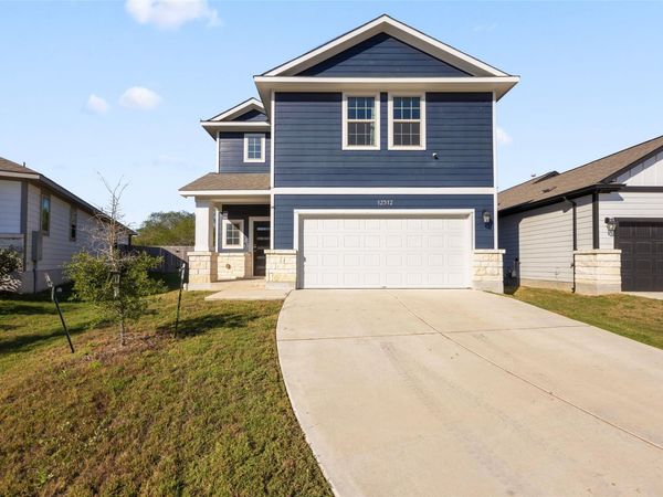 12512 Zenyatta DR , Buda, TX 78610