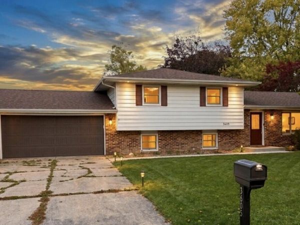 3605 E Engel Drive , Valparaiso, IN 46383