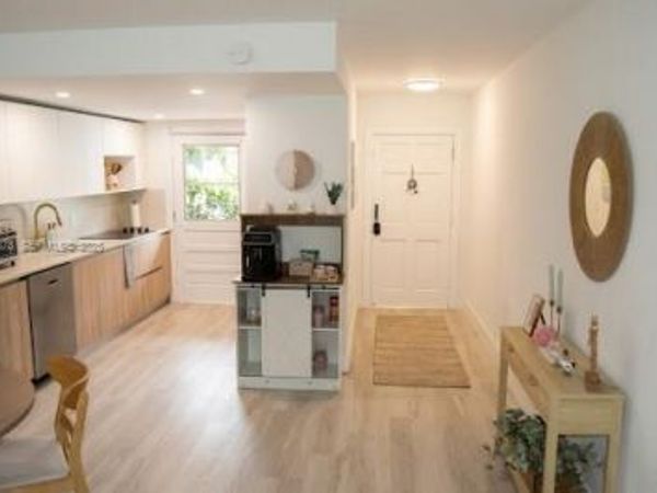 201 Galen Dr , Unit 110, Key Biscayne, FL 33149