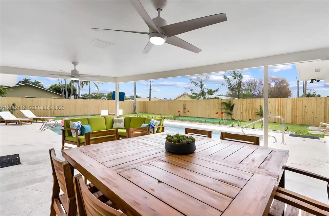 337 S Sequoia Dr , West Palm Beach, FL 33409 Photo