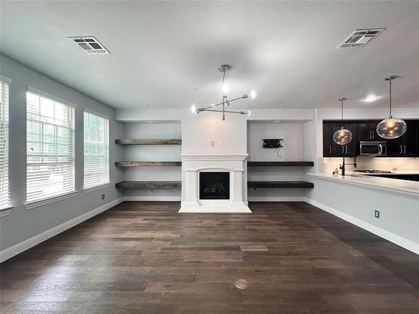2729 Troutt Drive, Carrollton, TX 75010