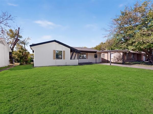 3605 Edgebrook Drive , Mesquite, TX 75150