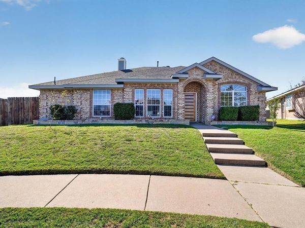 1425 Cardigan Lane, Lancaster, TX 75134