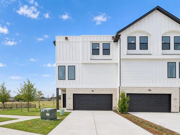 4509 Crescent Heights Road , Garland, TX 75043