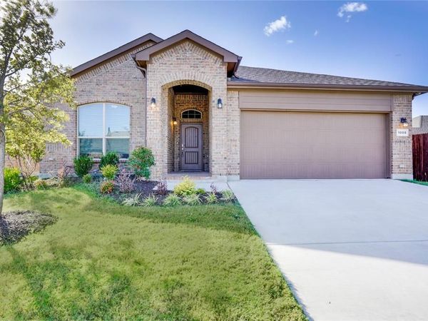 1008 Madelia Avenue, Fort Worth, TX 76177