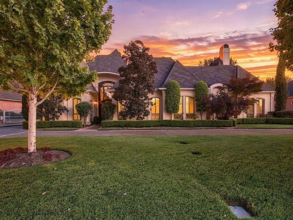 2711 Meadowview Drive, Colleyville, TX 76034