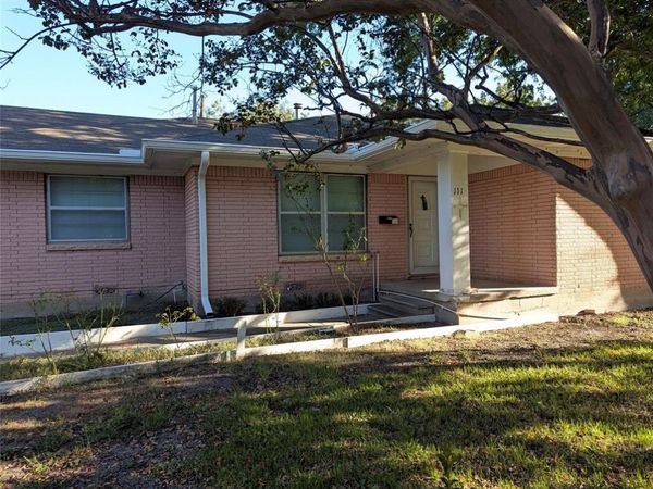111 Murchison Street , Farmersville, TX 75442