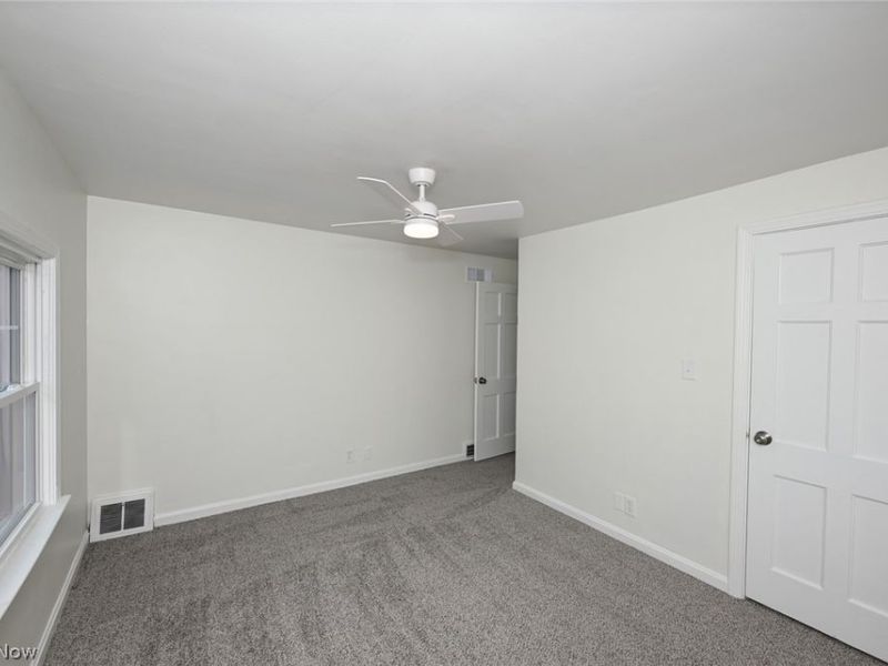 1444 Oakwood Avenue, Akron, OH 44301 Photo 25