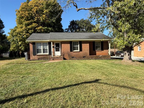3732 Seaman Drive , Charlotte, NC 28217
