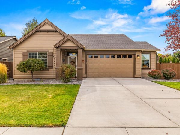3834 Birddog Drive, Klamath Falls, OR 97603