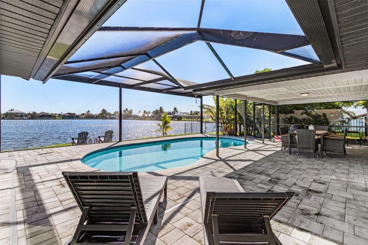 5413 Skyline Blvd, Cape Coral, FL 33914 Photo