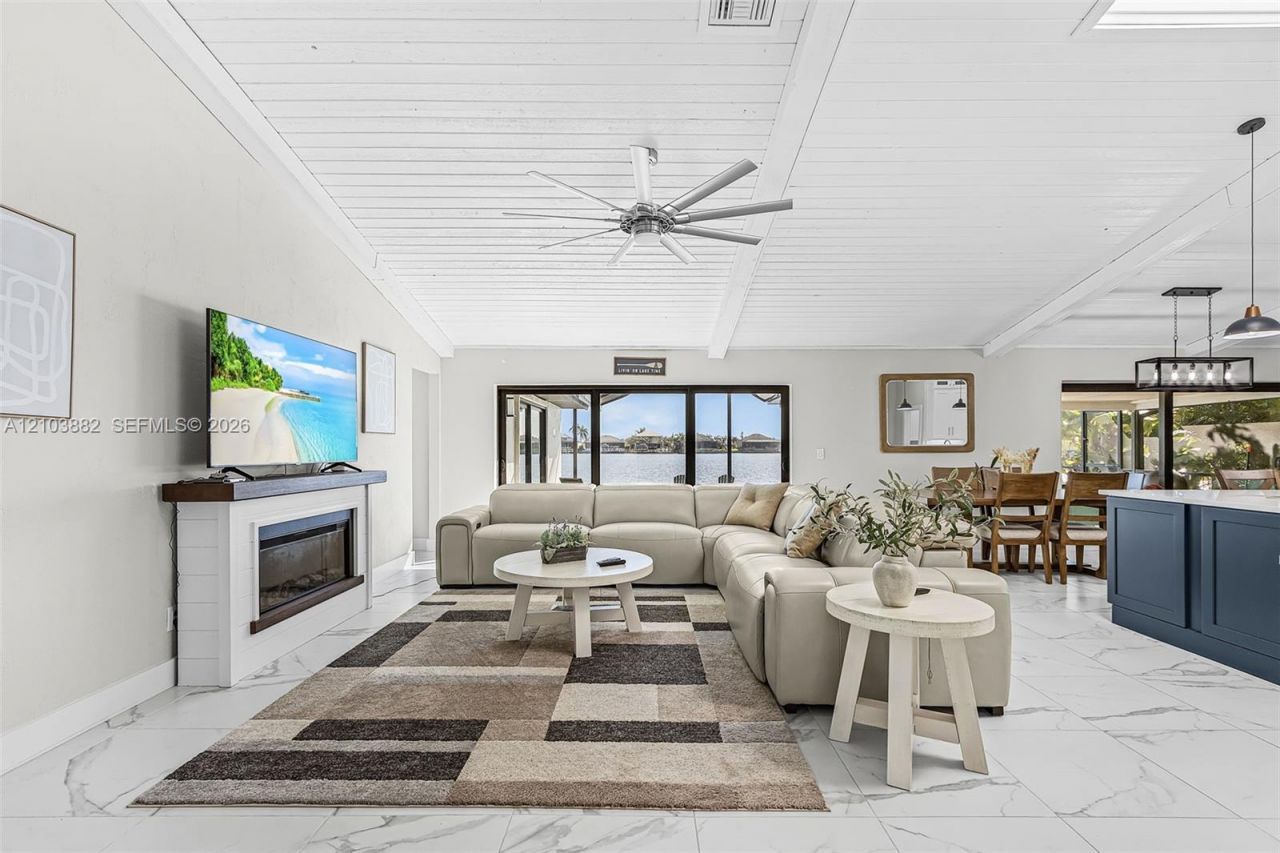5413 Skyline Blvd, Cape Coral, FL 33914 Photo