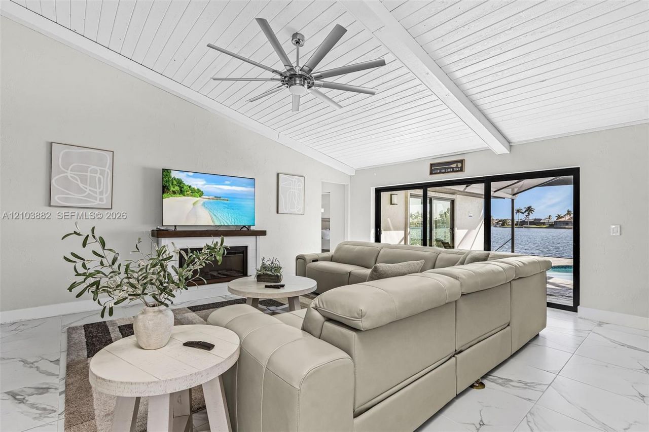 5413 Skyline Blvd, Cape Coral, FL 33914 Photo