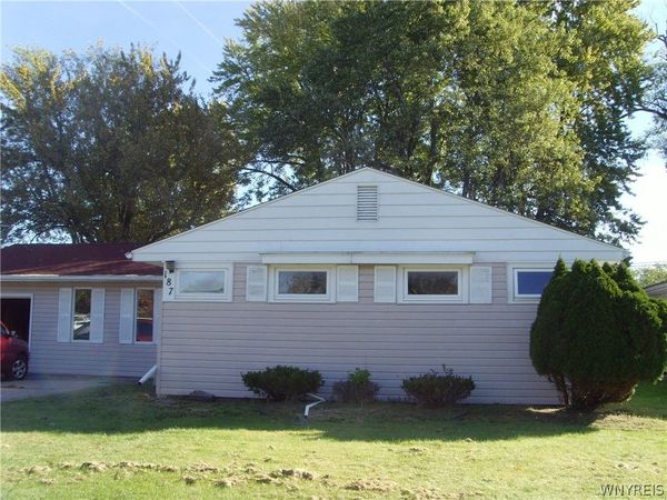 187 Avon Road , Tonawanda, NY 14150
