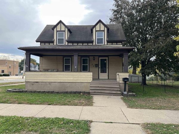 1106 Kelly Street, Charles City, IA 50616
