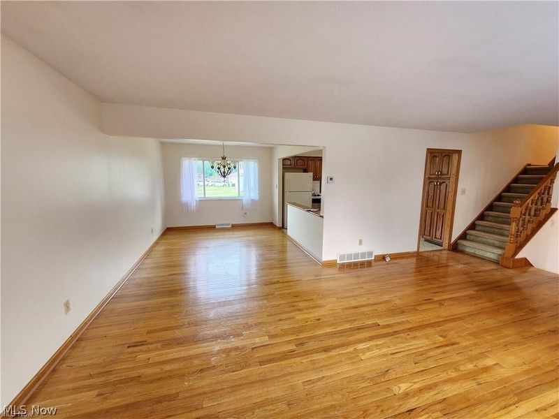 5650 Cascade Court, Seven Hills, OH 44131 Photo 4