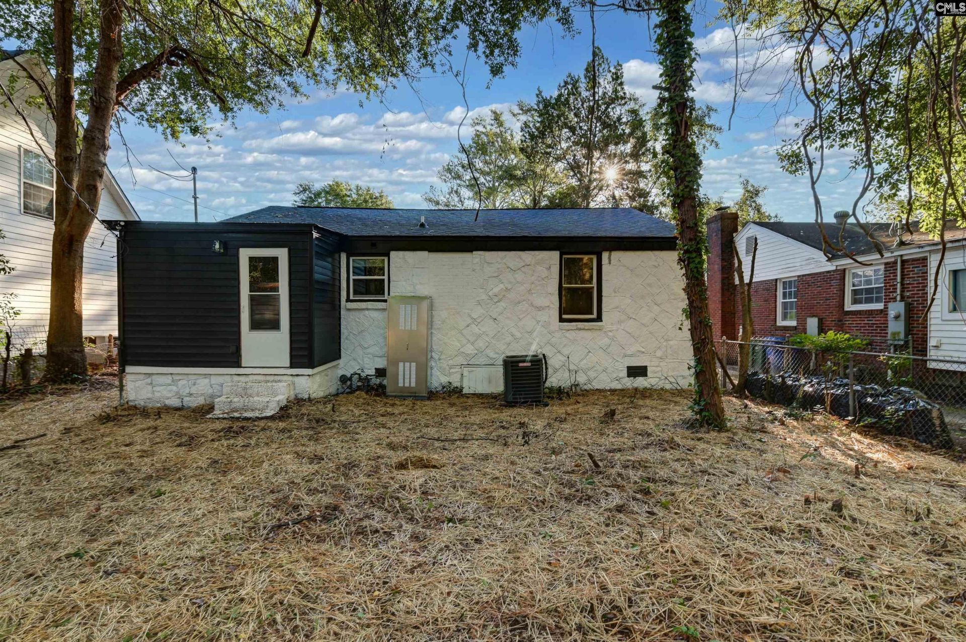 1203 Chevis Street  Photo 7