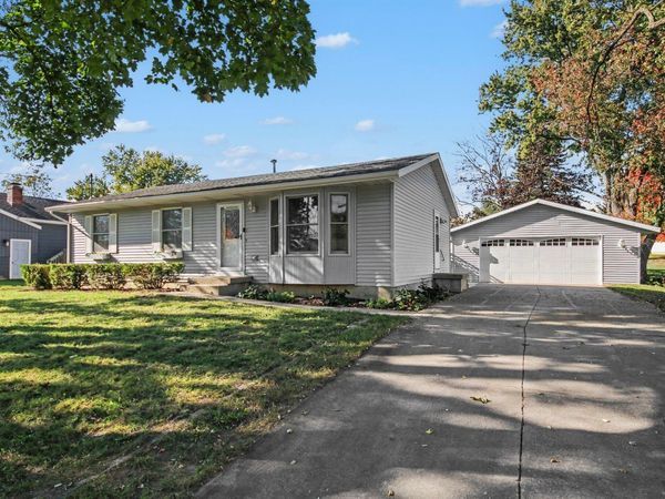 1357 Stanwood Street NW, Grand Rapids, MI 49534