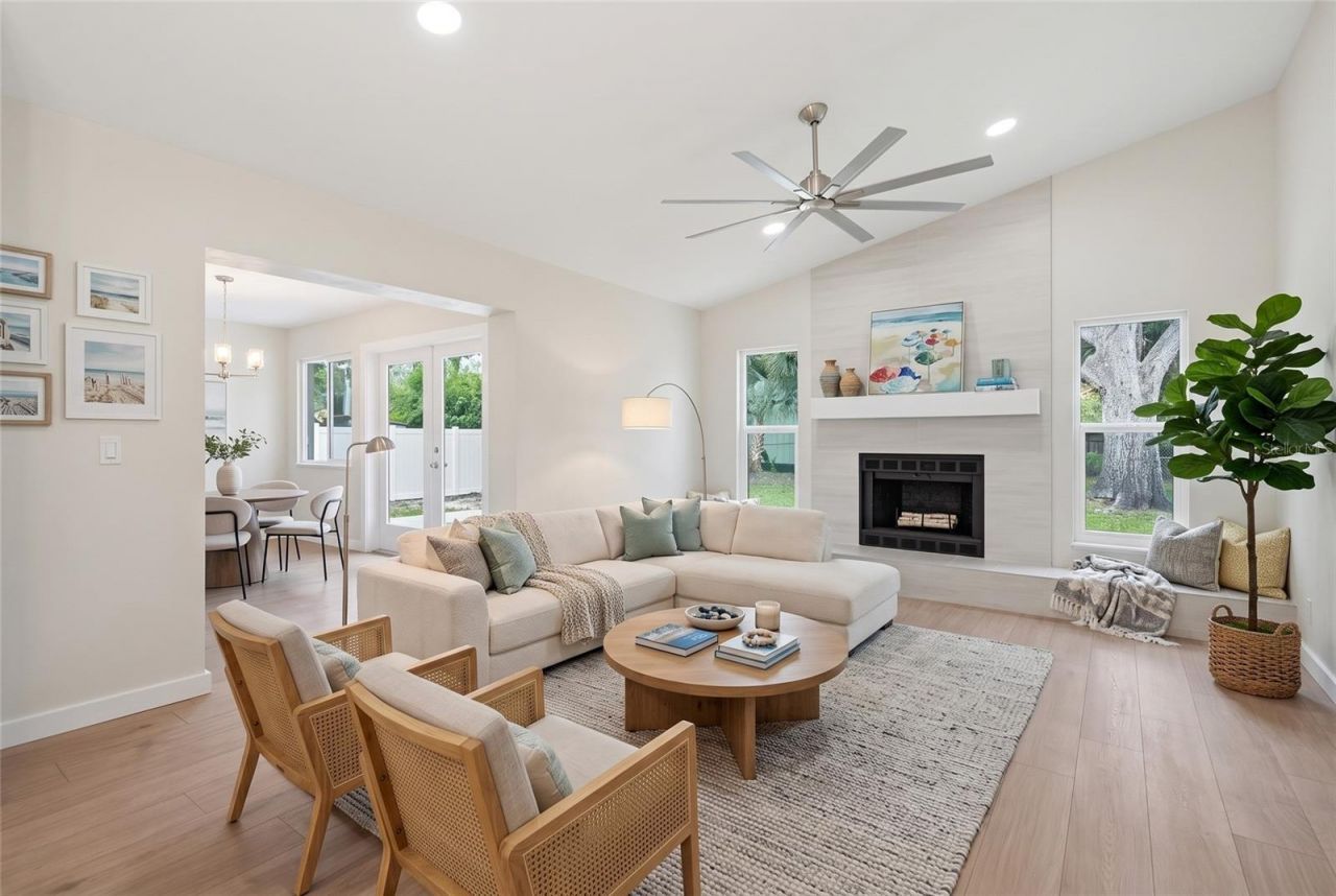 646 Yupon Avenue , New Smyrna Beach, FL 32169 Photo
