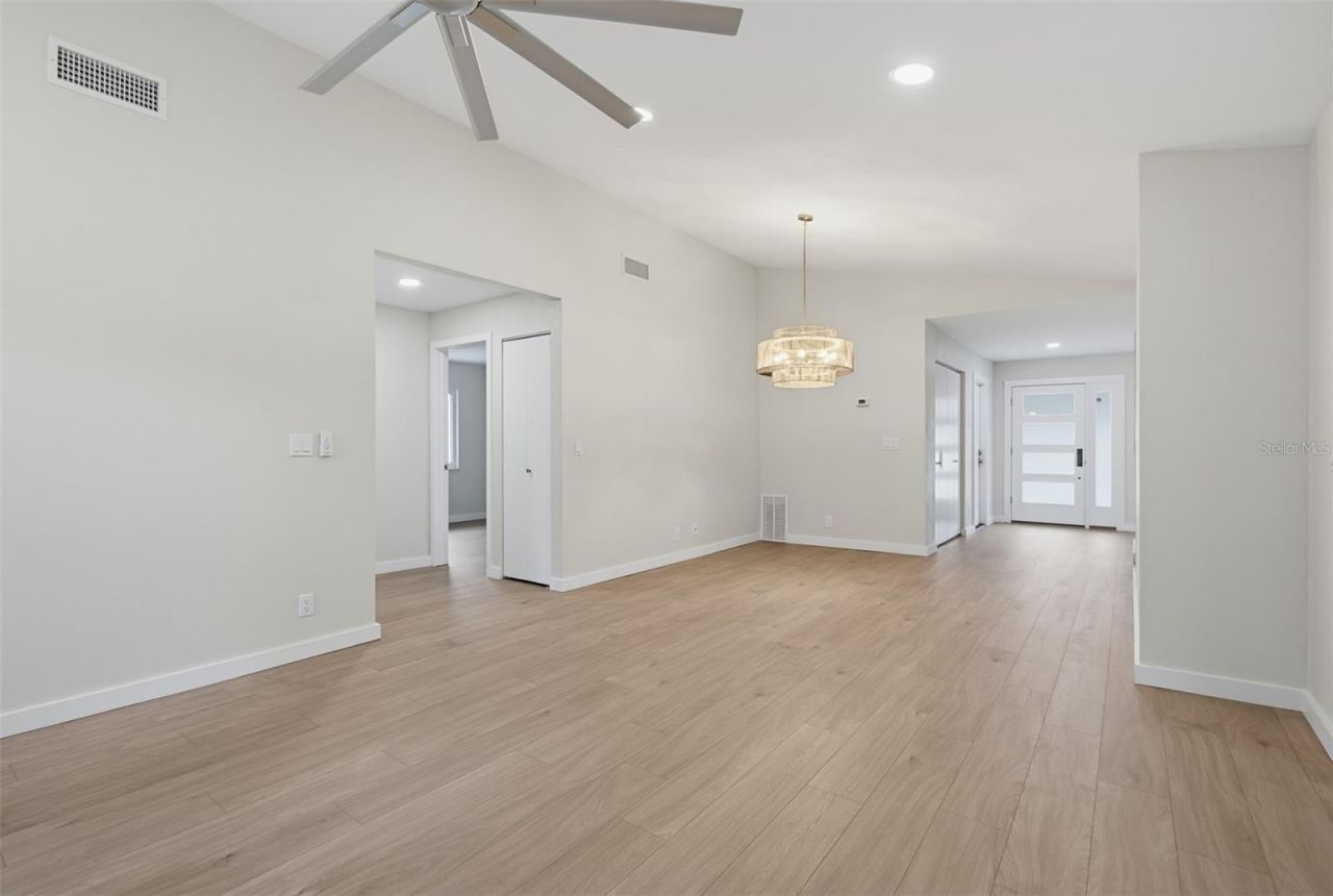 646 Yupon Avenue , New Smyrna Beach, FL 32169 Photo