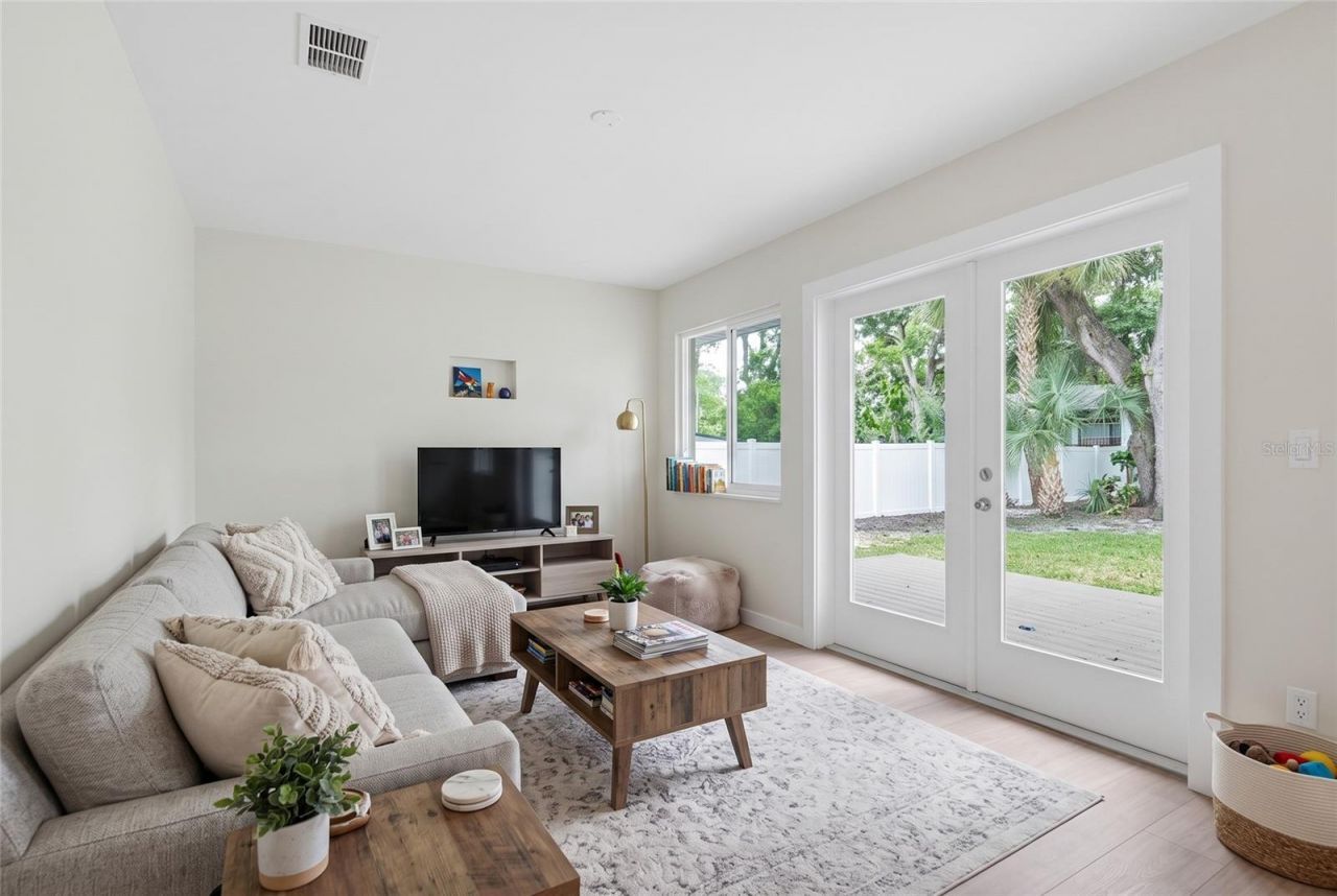 646 Yupon Avenue , New Smyrna Beach, FL 32169 Photo