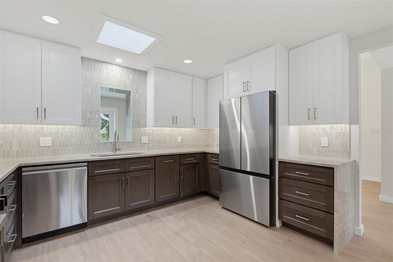 646 Yupon Avenue , New Smyrna Beach, FL 32169 Photo