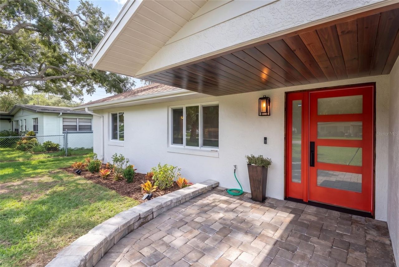 646 Yupon Avenue , New Smyrna Beach, FL 32169 Photo