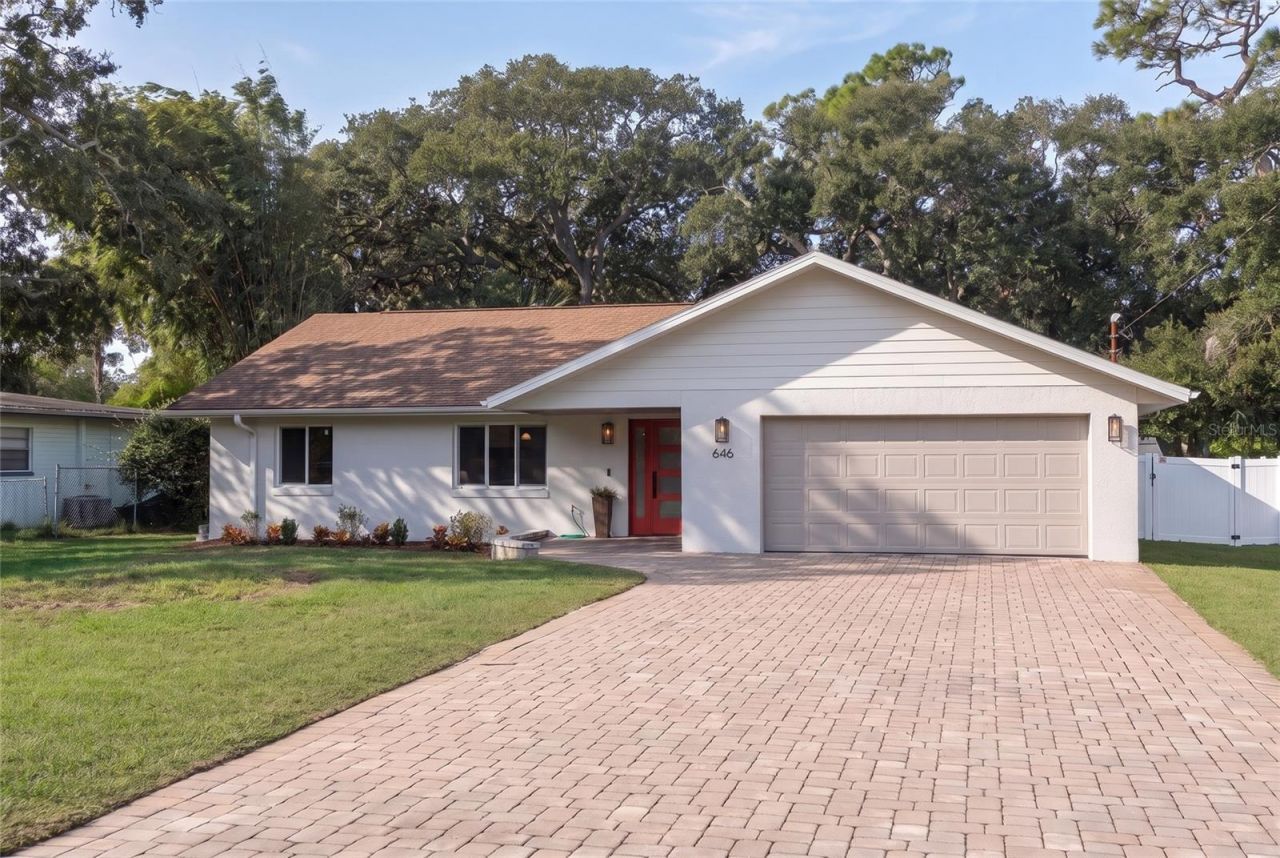 646 Yupon Avenue , New Smyrna Beach, FL 32169 Photo