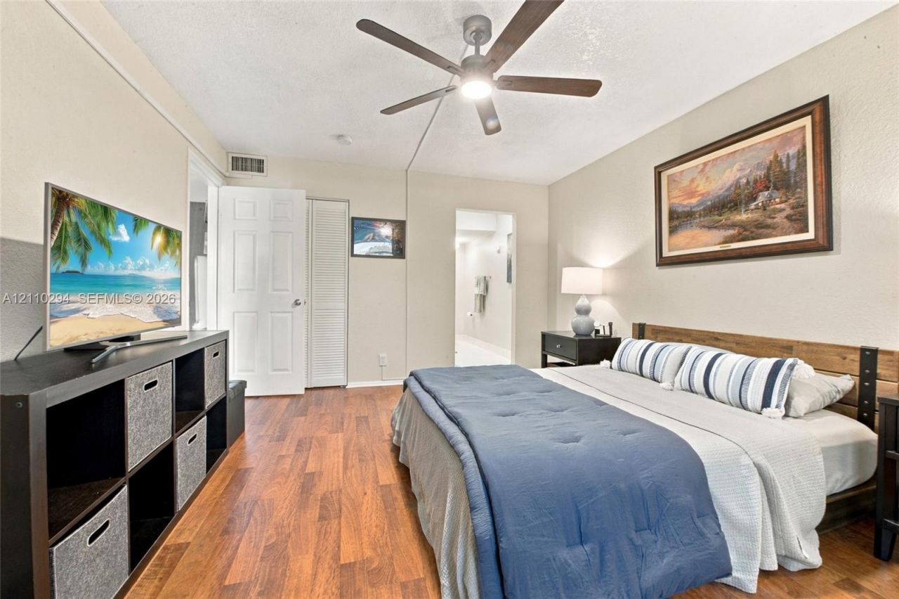 8605 W Sample Rd , Unit 211, Coral Springs, FL 33065 Photo