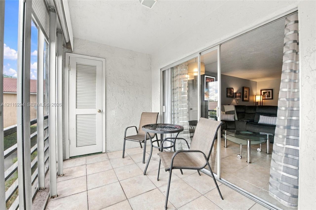 8605 W Sample Rd , Unit 211, Coral Springs, FL 33065 Photo