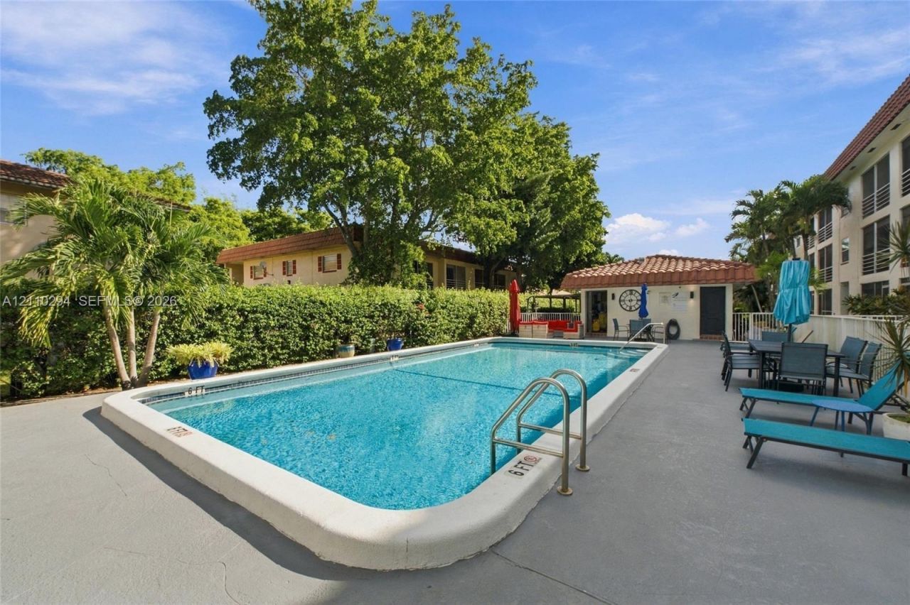 8605 W Sample Rd , Unit 211, Coral Springs, FL 33065 Photo