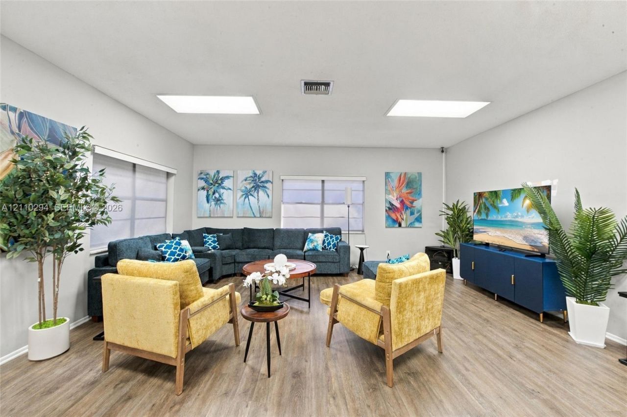 8605 W Sample Rd , Unit 211, Coral Springs, FL 33065 Photo