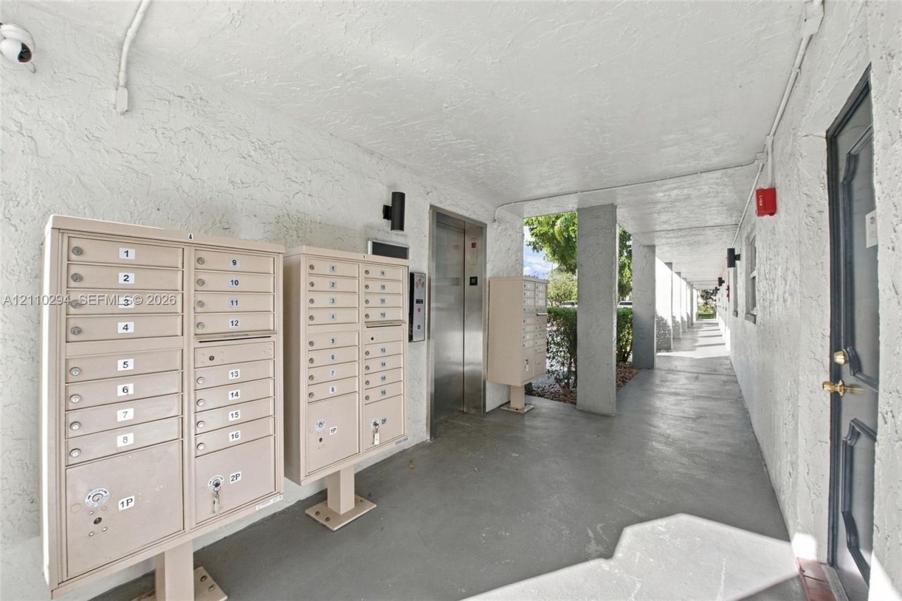 8605 W Sample Rd , Unit 211, Coral Springs, FL 33065 Photo