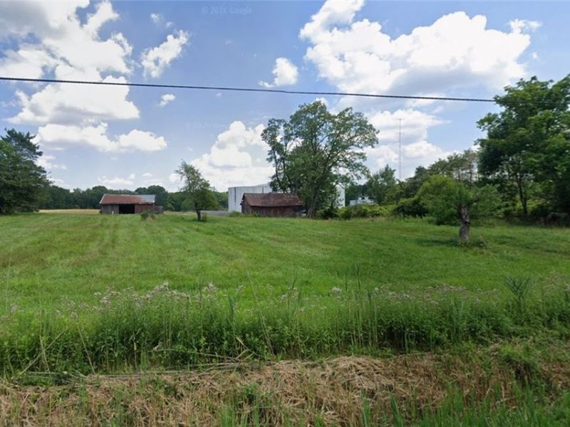 5193 Young Road, Stow, OH 44224 Photo 2