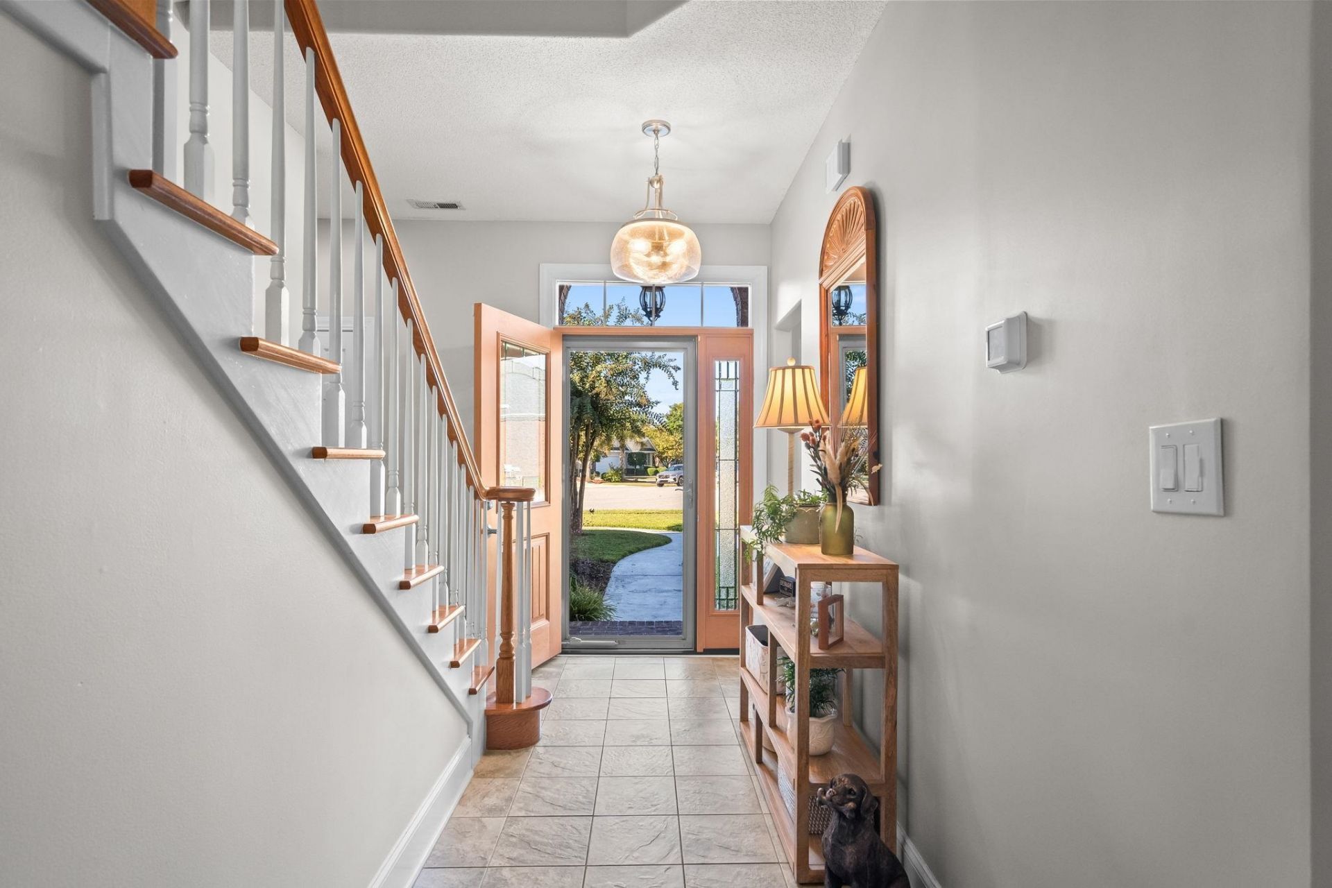 607 Clandon Ct. Photo 14